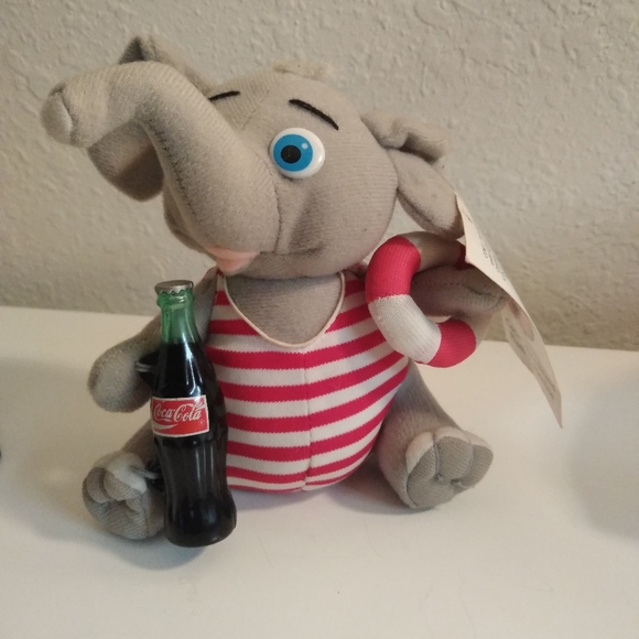 Coca cola elephant plush - Picture 1 of 3